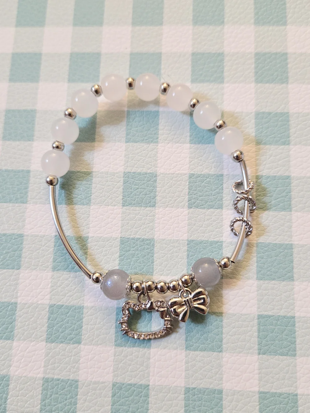 Silver-Tone White Bead Charm Bracelet with Bow and Hello Kitty Charm